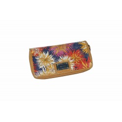 Billetera Nine West floreada
